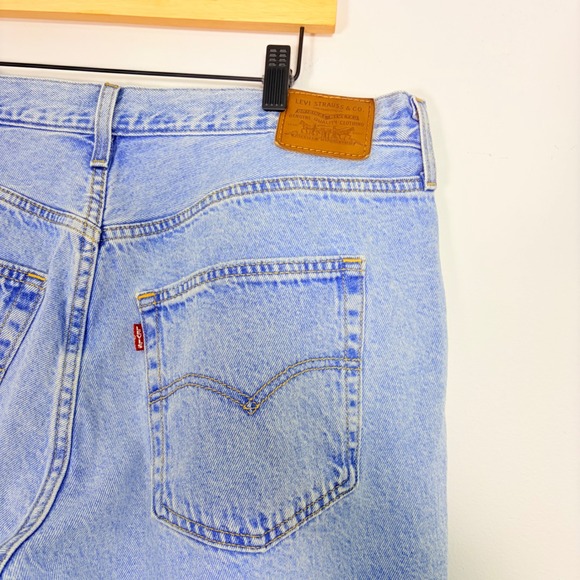 Levi's Premium Baggy Dad Jeans Women's 16 Light Wash Blue Denim Premium - Picture 5 of 9